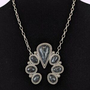 Bohemian Dyed Spider Howlite Pendant Necklace